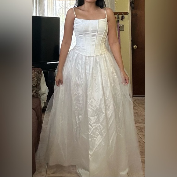 Vintage Jessica McClintock White Satin Dress - Picture 6 of 7